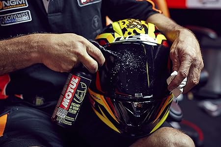 MOTUL HELMET & VISOR CLEANER 250ml - AlwaysRiding